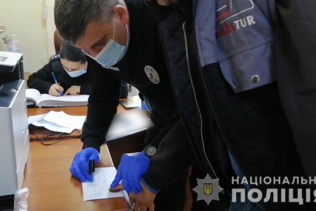 В Бурлачьей Балке азиат убил соотечественника, а потом спрятался в поле, пытаясь скрыться от полиции (фото, видео)