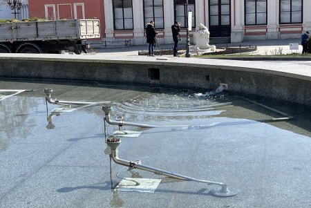 С наступлением тепла в Одессе запустили девять фонтанов (фото, видеокомментарий)