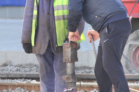 Готовят к открытию проезд по улице Водопроводной (фоторепортаж)