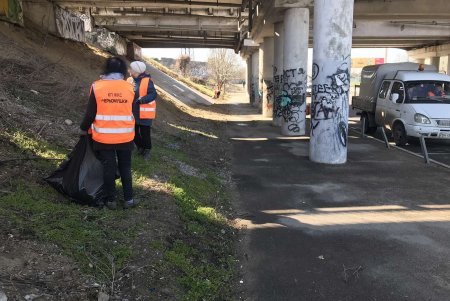 Ко Дню освобождения Одессы в городе состоялся масштабный субботник (фото)