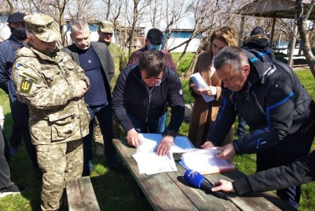 «Отдыхать здесь должны военные, которые заслужили это право своими силами и кровью», - командующий войсками оперативного командования «Юг» о захвате побережья в Черноморском (фото)