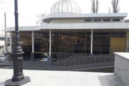 COVID-19: на Потемкинской лестнице закрыли фуникулер на карантин 