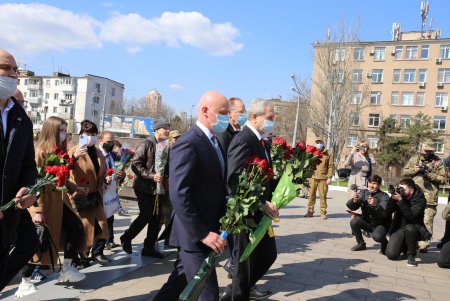 Одесситы отметили День освобождения города от нацистских оккупантов (фоторепортаж)