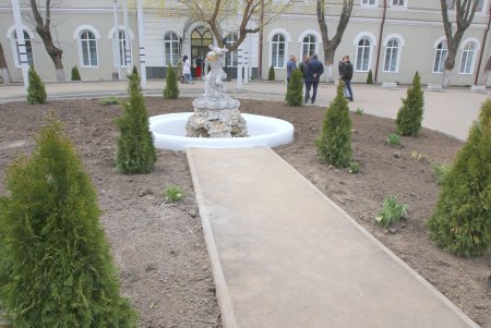 Открытие исторических часов над входом в приемное отделение Еврейской больницы (фоторепортаж)
