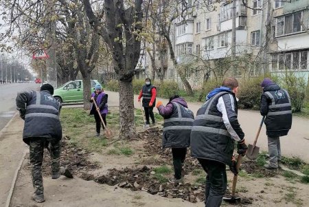 За неделю специалисты коммунальных служб провели масштабную уборку и ремонтные работы в Киевском и Малиновском районах
