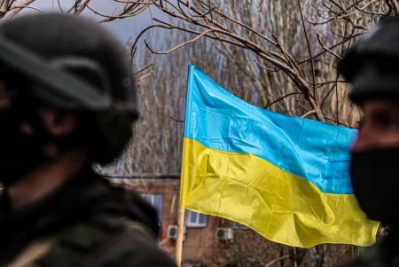 В центре города одесситы увидели бронетехнику и вооруженных силовиков: в Одессе стартовали масштабные учения (фото)