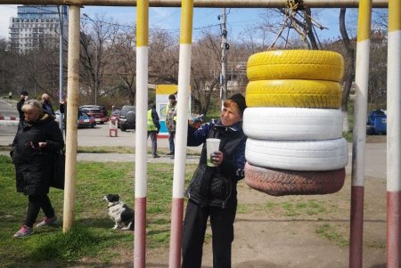 Итоги масштабного субботника в Одессе: десятки тонн мусора вывезли с зеленых зон города (фото)