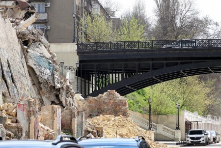 Ход капитального ремонта Деволановского спуска (фоторепортаж)