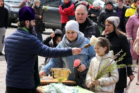 Вербное воскресенье празднуют одесситы (фоторепортаж)