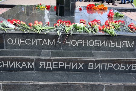 В Одессе состоялся митинг-реквием по случаю 35-й годовщины Чернобыльской катастрофы (фоторепортаж)