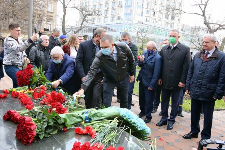 В Одессе состоялся митинг-реквием по случаю 35-й годовщины Чернобыльской катастрофы (фоторепортаж)