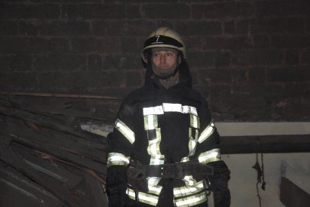 Подробности взрыва газа в жилом доме на Серова, 38: погибших нет, но пострадали двое жильцов (фото)
