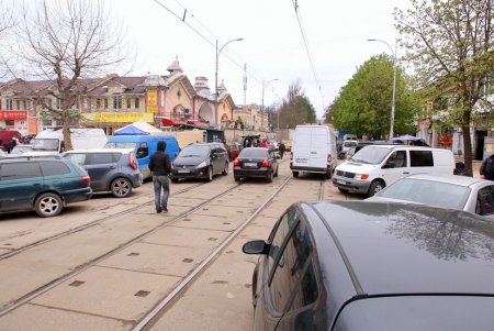 В районе «Привоза» начался капремонт улицы Преображенской (фоторепортаж)