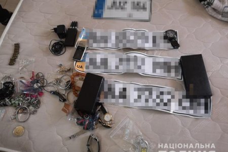 В Одессе правоохранители проводят обыски у представителей криминалитета (фото, видео)