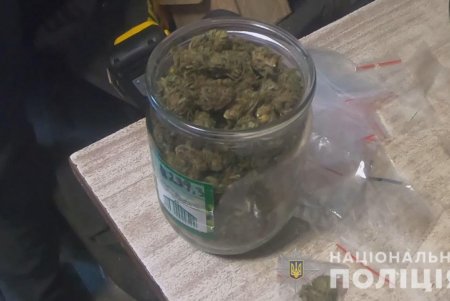 В два суда Одессы поступили обвинения на местного наркодиллера, но он продолжал прибыльный «бизнес» (фото, видео)