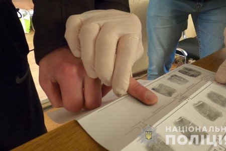 Одессит заказал по почте килограмм наркотиков для продажи, но полицейские разрушили его «бизнес-план» (фото, видео)