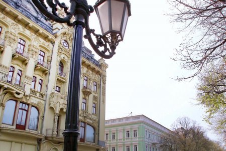 В историческом центре ремонтируют фасады (фоторепортаж)