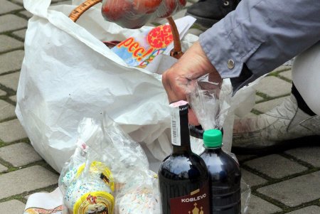 Пасха – 2021: пасхальные корзины и социальная дистанция (фоторепортаж) 