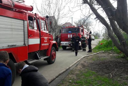 В Великодолинском горела пристройка к жилому дому (фото) 