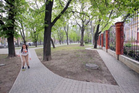 Алексеевский сквер: излюбленный уголок одесской Молдаванки (фоторепортаж) 