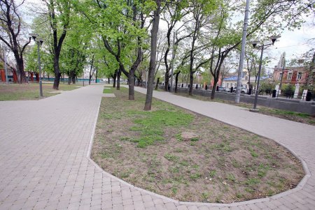 Алексеевский сквер: излюбленный уголок одесской Молдаванки (фоторепортаж) 