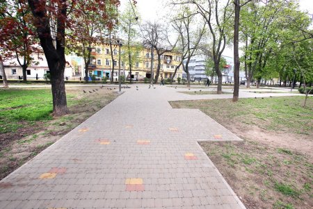 Алексеевский сквер: излюбленный уголок одесской Молдаванки (фоторепортаж) 