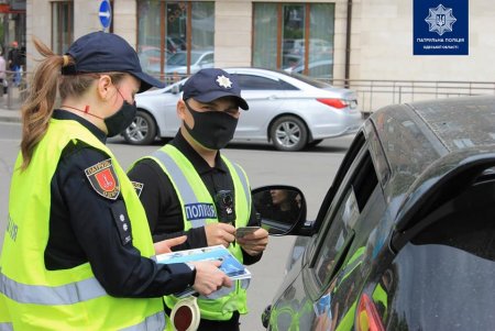 На одесских дорогах водителям напомнили об обязательном использовании ремней безопасности (фото)