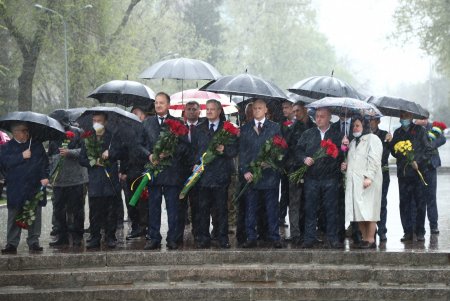 День памяти и примирения отмечают в Одессе (фоторепортаж)