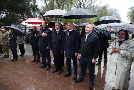 День памяти и примирения отмечают в Одессе (фоторепортаж)