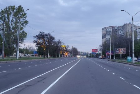 В Киевском районе на оживленном перекрестке изменена схема движения транспорта