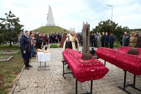 Останки 15 погибших в годы Второй мировой войны воинов перезахоронили на Мемориале 412-й батареи (фото)