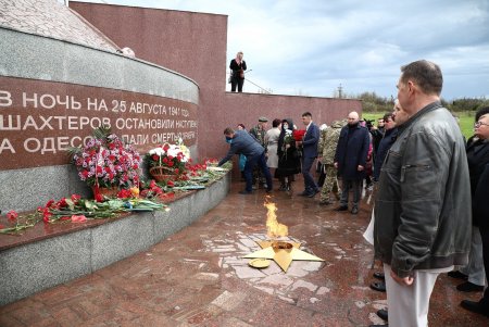 Останки 15 погибших в годы Второй мировой войны воинов перезахоронили на Мемориале 412-й батареи (фото)