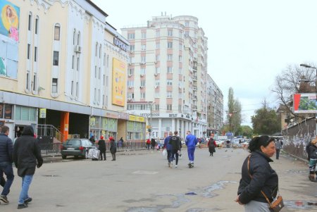 На Екатерининской перекрыли движение транспорта (фоторепортаж)