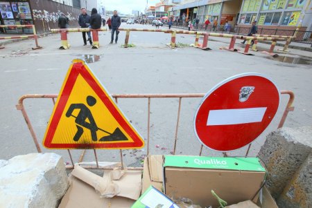 На Екатерининской перекрыли движение транспорта (фоторепортаж)
