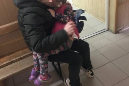 Счет на минуты: одесские патрульные доставили в больницу четырехлетнего ребенка с травмой головы 