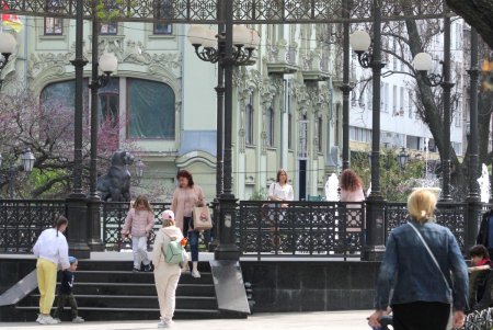 Выходные майские дни в центре Одессы (фоторепортаж)