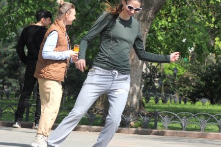 Выходные майские дни в центре Одессы (фоторепортаж)