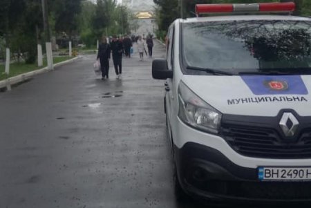 Труп, разбойник с заточкой, оказание медпомощи мужчине и ребенку с признаками опьянения: как прошли поминальные дни на одесских кладбищах (фото)