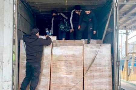 По 1000 евро за «билет»: трое нелегалов прибыли на судне из Турции в Черноморск (фото, видео)