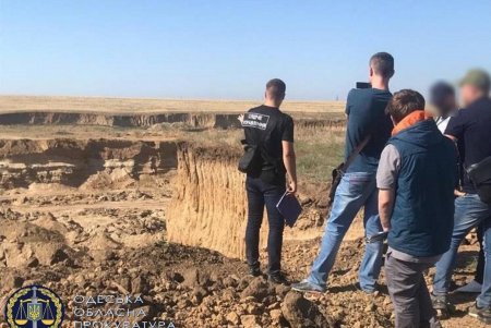 В Одесской области предприниматель незаконно накопал полезных ископаемых на 75 миллионов гривен (фото)