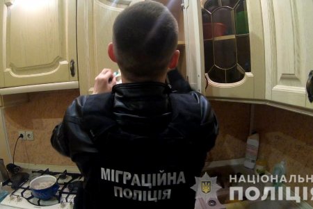 В Приморском районе разоблачили бордель (фото, видео)