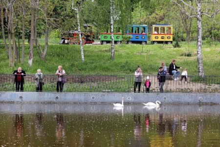 Воскресная прогулка по парку Победы (фоторепортаж)