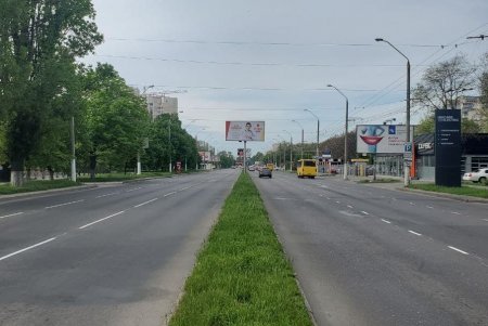 На пересечении проспектов Небесной Сотни и Глушко изменилась схема движения (фото)