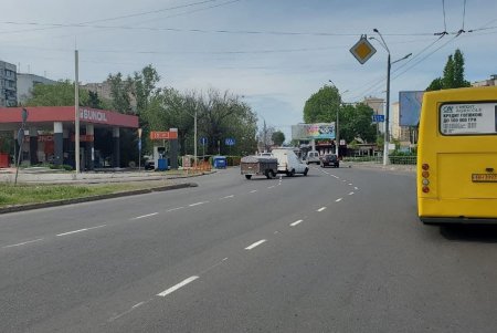 На пересечении проспектов Небесной Сотни и Глушко изменилась схема движения (фото)