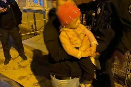 Выбрались в окно и просили о помощи: на Молдаванке спасли трех детей (фото)