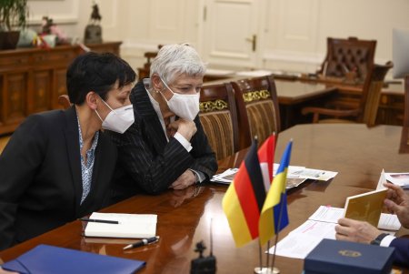 Мэр Одессы встретился с координатором проекта создания сквера-мемориала «Против забвения» (фото, видео)