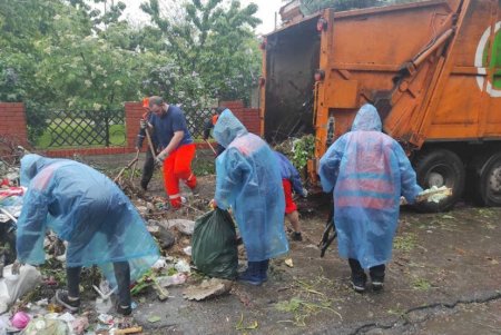 В очередной раз ликвидирована стихийная свалка на углу Ромашковой и Ванцетти (фото)
