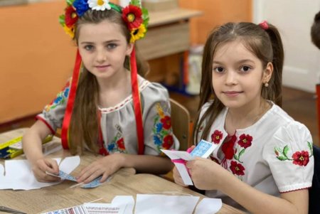 Одесситы отмечают Всемирный день вышиванки (фото)