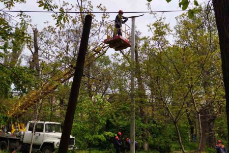На Семинарской ночью станет светлее: там установлен новый фонарь