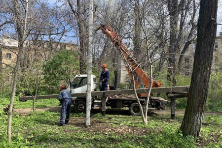 На Семинарской ночью станет светлее: там установлен новый фонарь